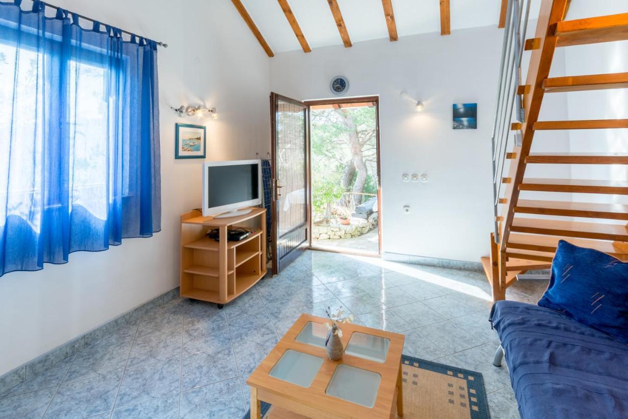 Vacation House Milka Милна Экстерьер фото