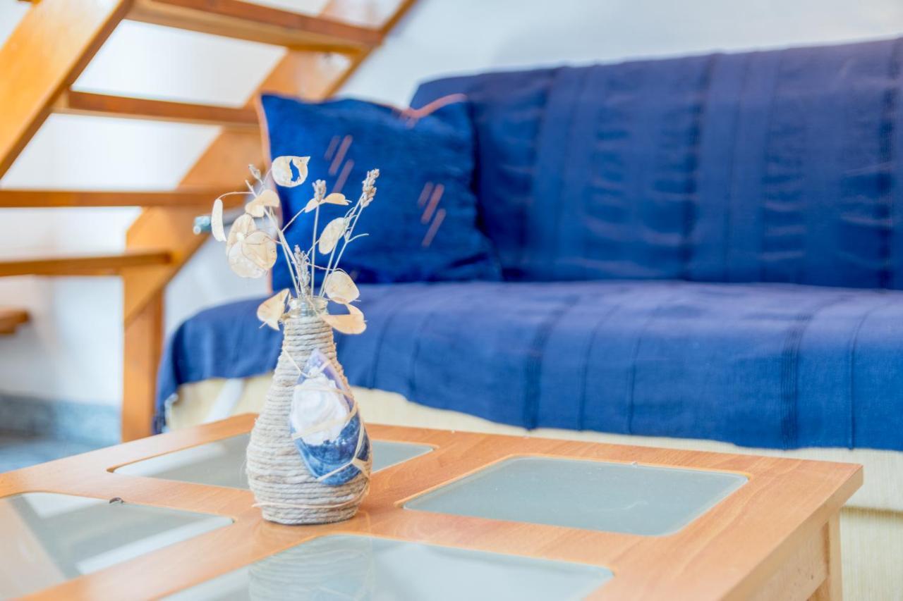 Vacation House Milka Милна Экстерьер фото
