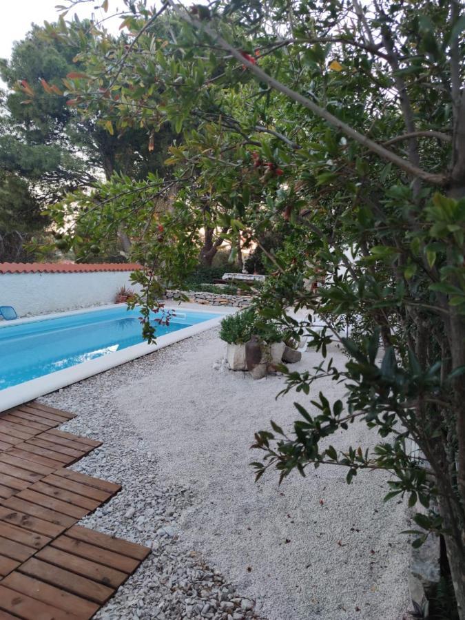 Vacation House Milka Милна Экстерьер фото
