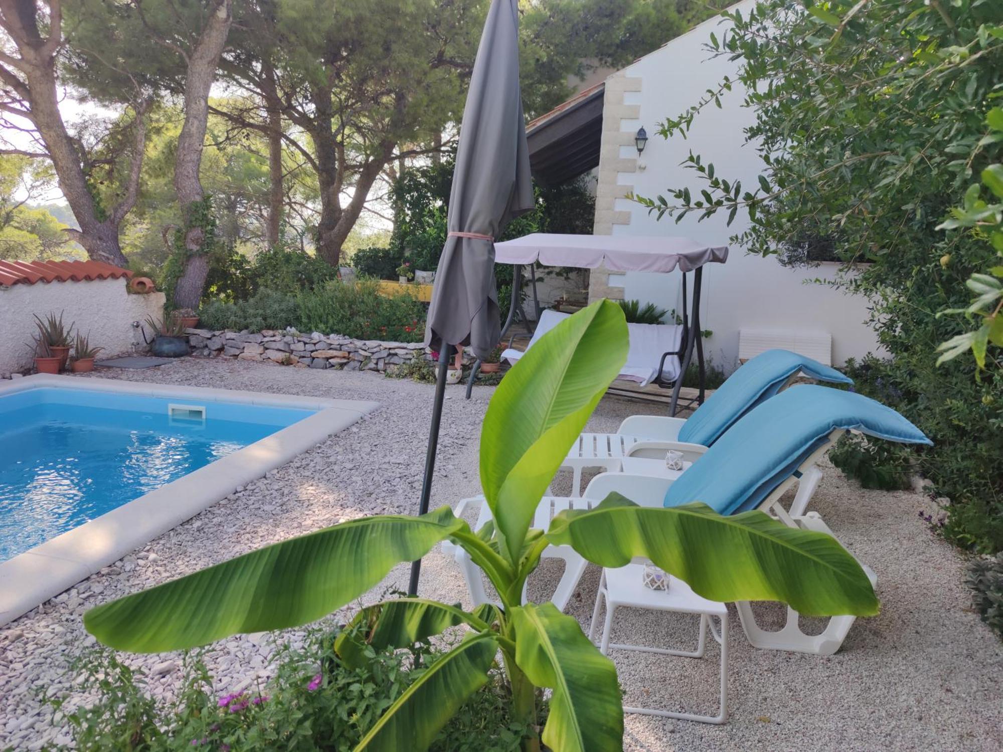 Vacation House Milka Милна Экстерьер фото